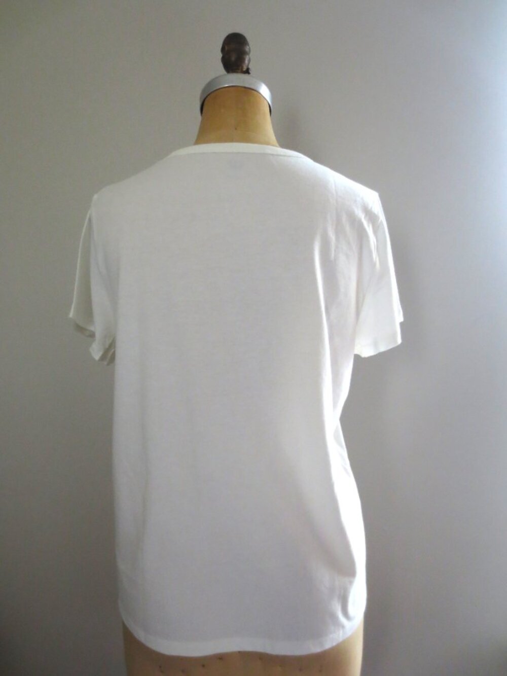 GAP V-Neck Short Sleeve Tee with Cherry Print - Picture 3 of 6